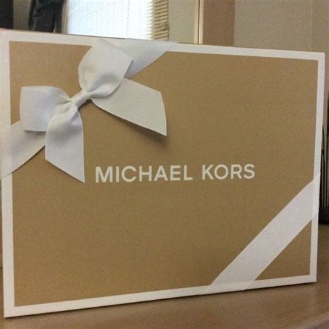 michael kors gift wrap option|michael kors watch engraved.